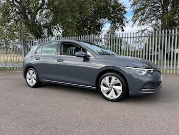Used Volkswagen Golf 2021 for sale - 75988278: Photo