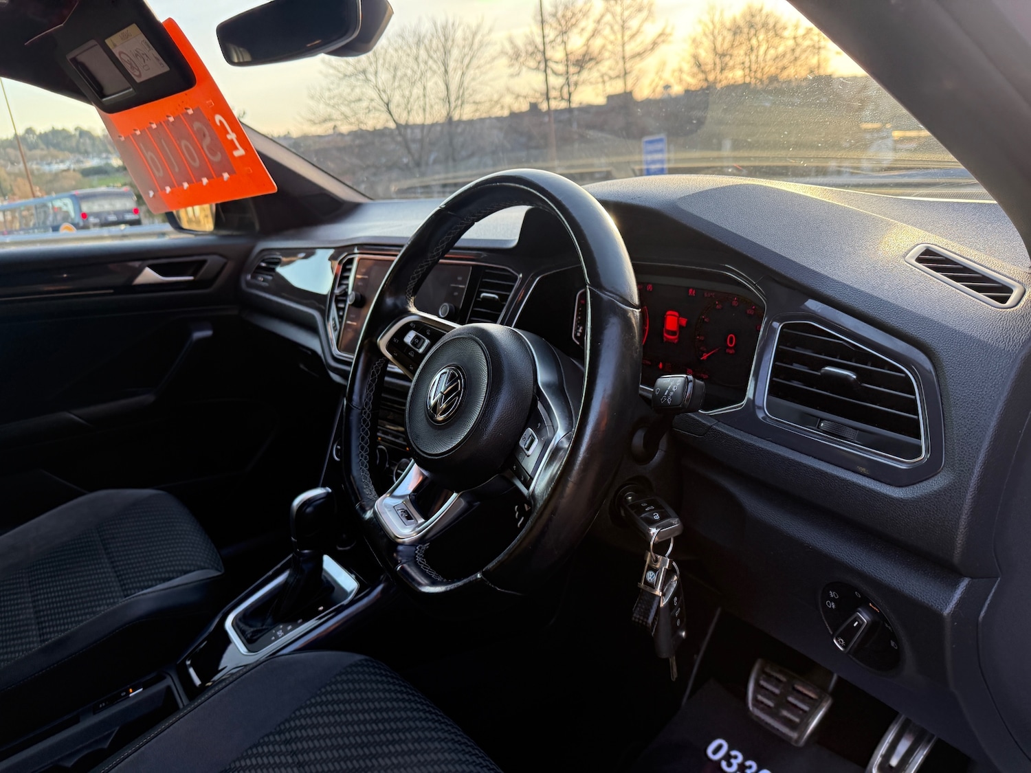 Used Volkswagen T-Roc 2018 for sale - 77797883: Photo 30