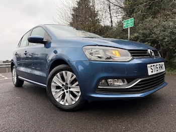 Used Volkswagen Polo 2015 for sale - 77293702: Photo