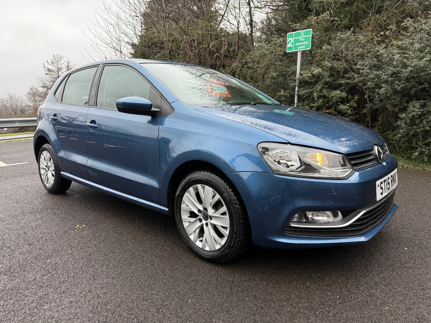 Used Volkswagen Polo 2015 for sale - 77293702: Photo 2