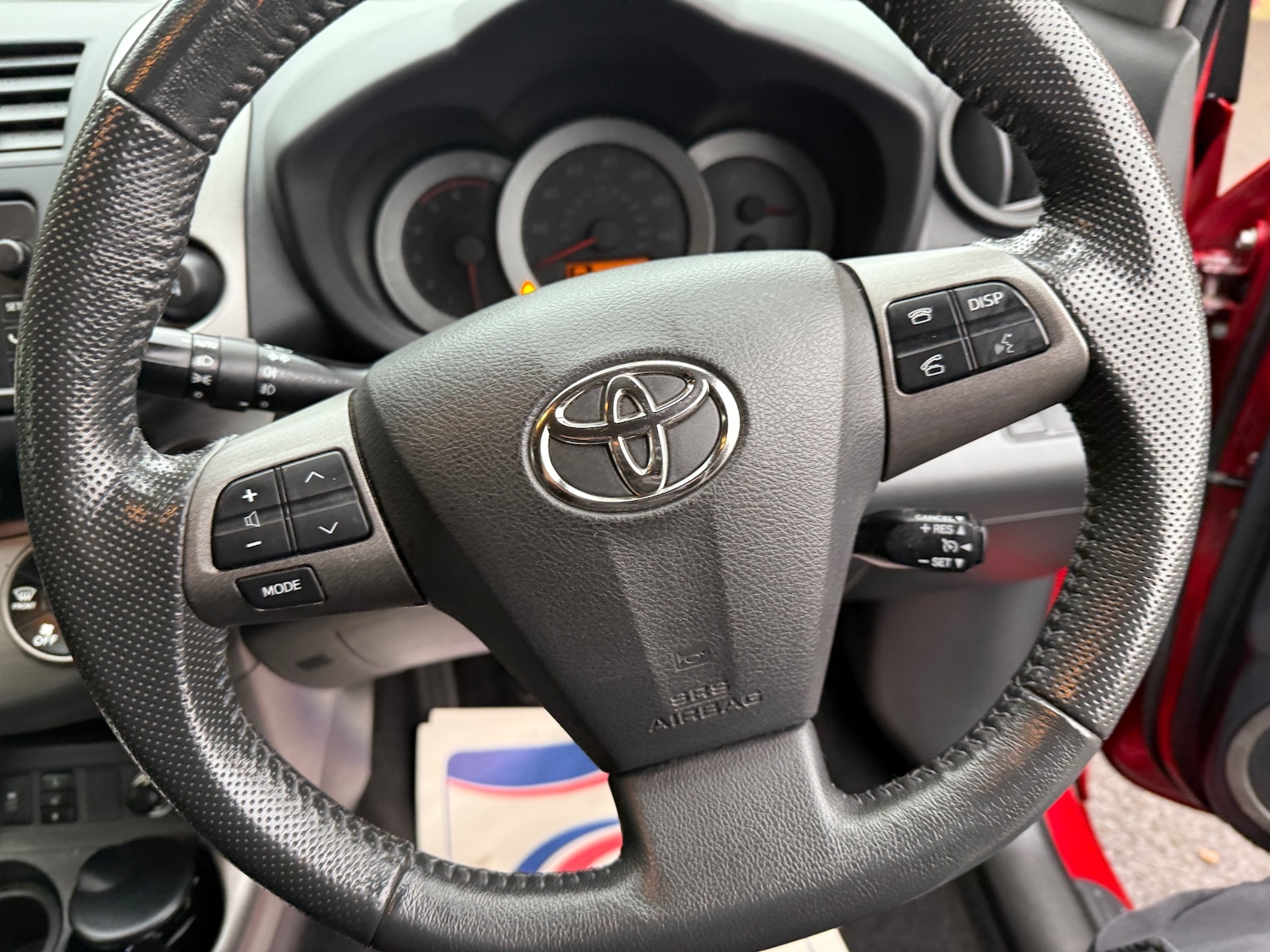 Used Toyota RAV4 2012 for sale - 76373358: Photo 17
