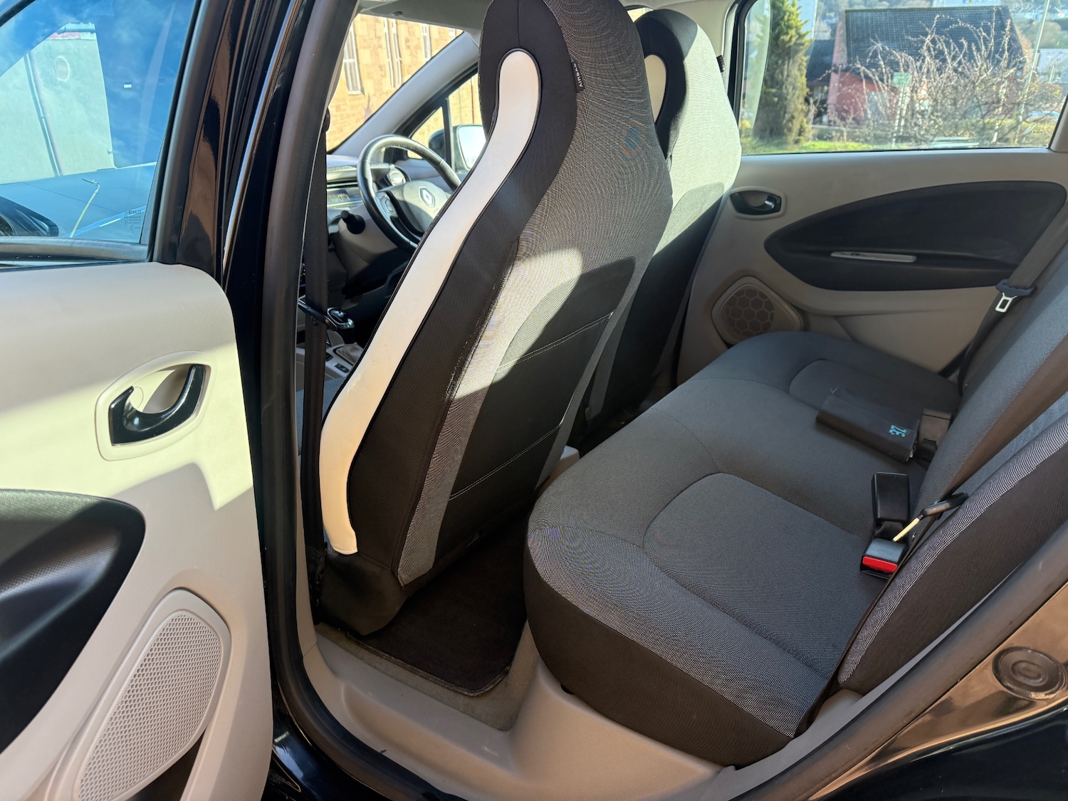 Used Renault Zoe 2016 for sale - 77851483: Photo 10