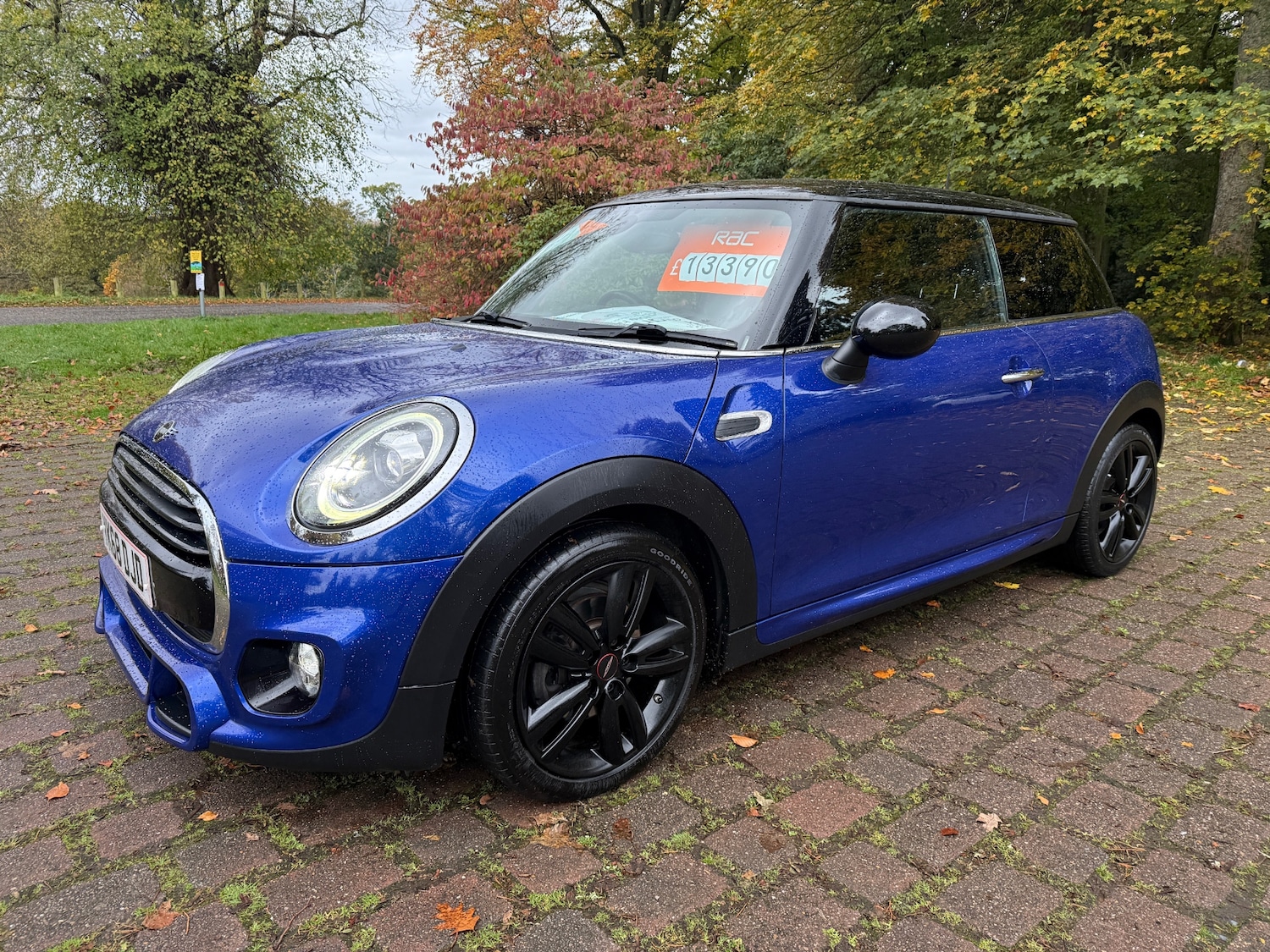 Used MINI Hatch 2019 for sale - 76328934: Photo 3