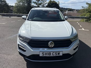 Used Volkswagen T-Roc 2018 for sale - 79752293: Photo