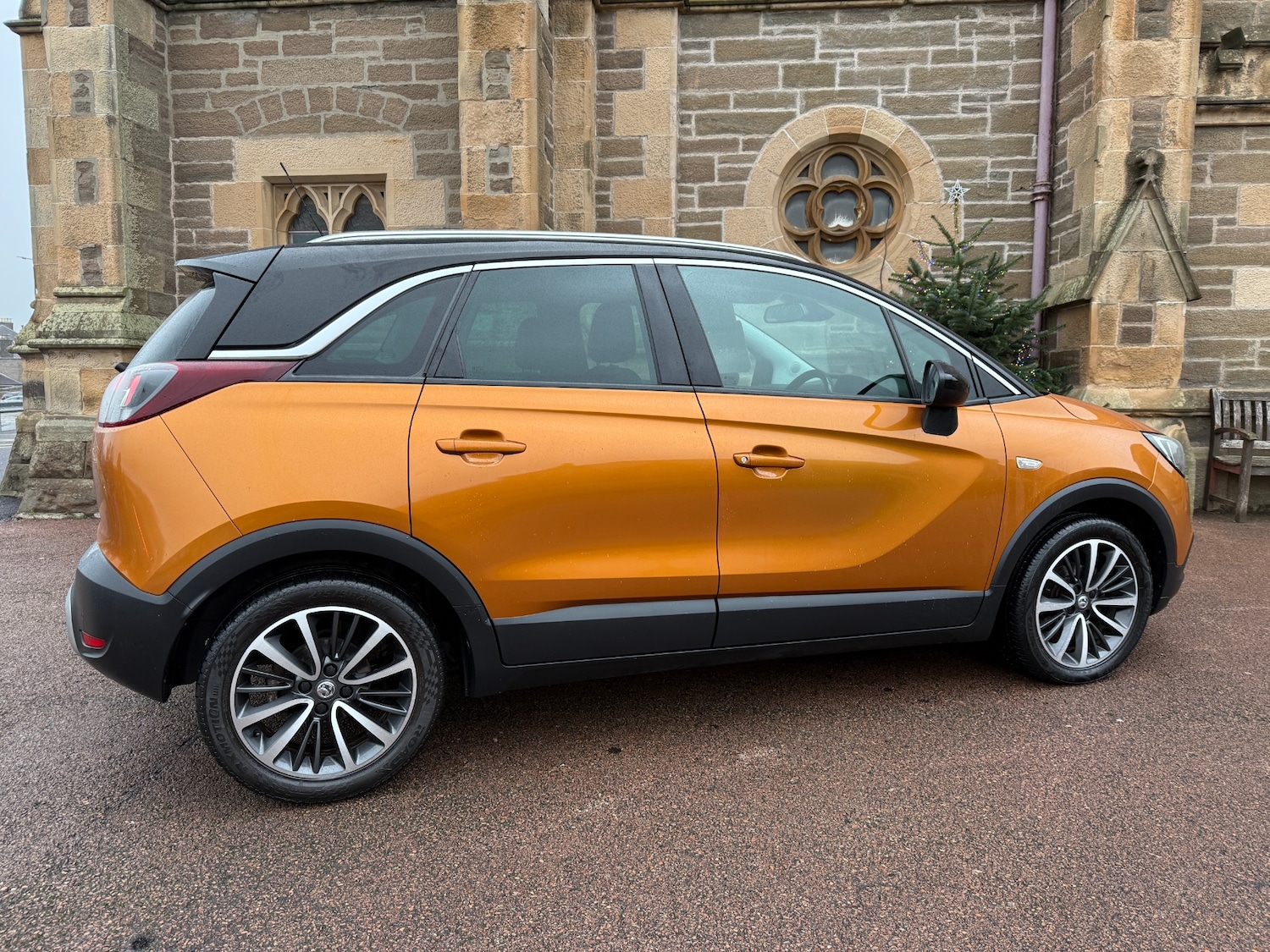 Used Vauxhall Crossland X 2019 for sale - 77039130: Photo 2