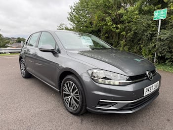 Used Volkswagen Golf 2017 for sale - 79700690: Photo