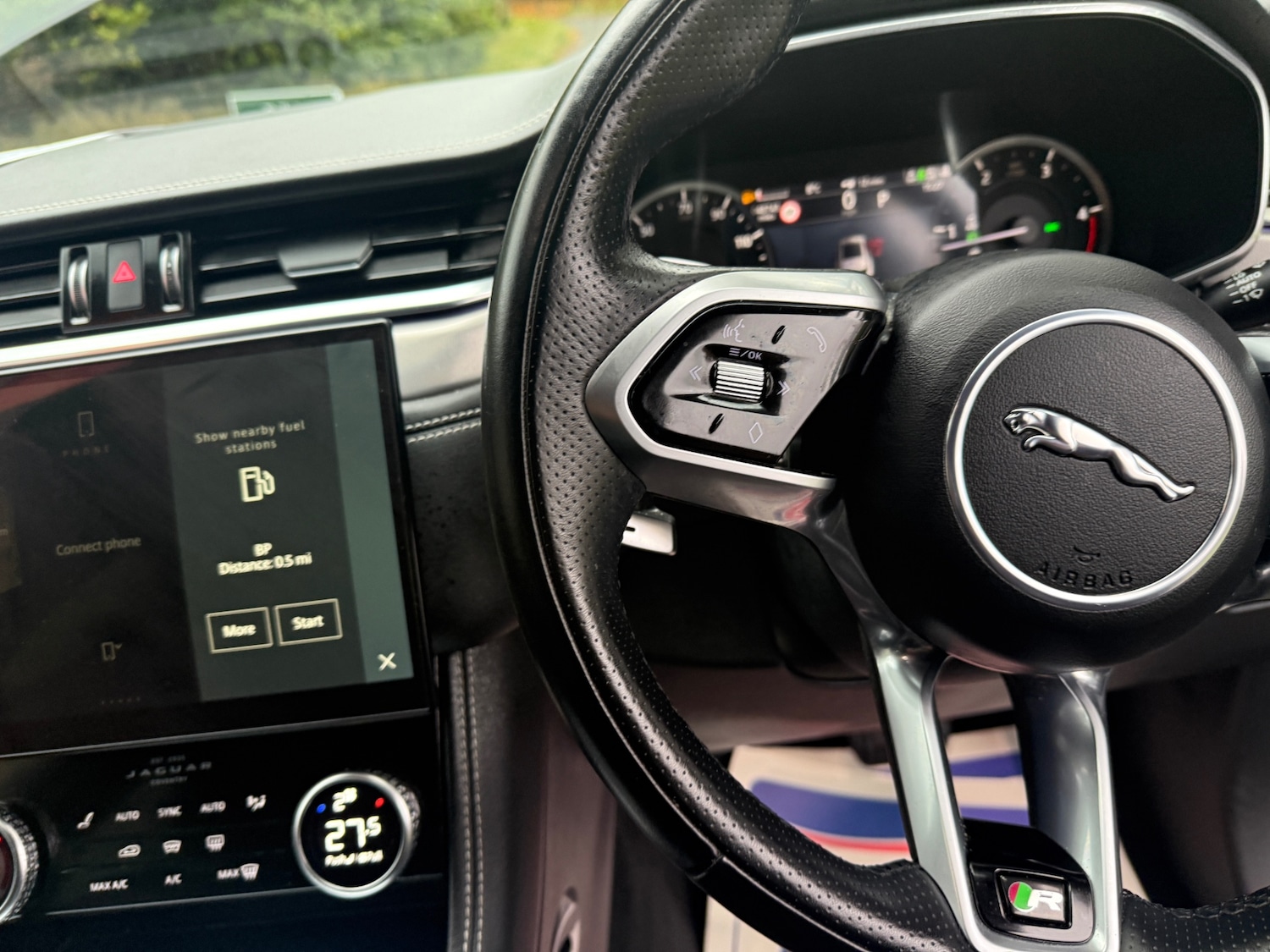 Used Jaguar F-Pace 2021 for sale - 76328887: Photo 34