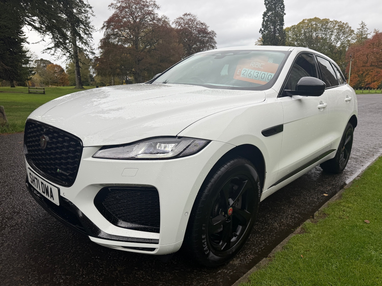 Used Jaguar F-Pace 2021 for sale - 76328887: Photo 4