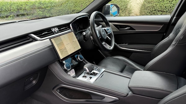 Used Jaguar F-Pace 2021 for sale - 76328887: Photo 6