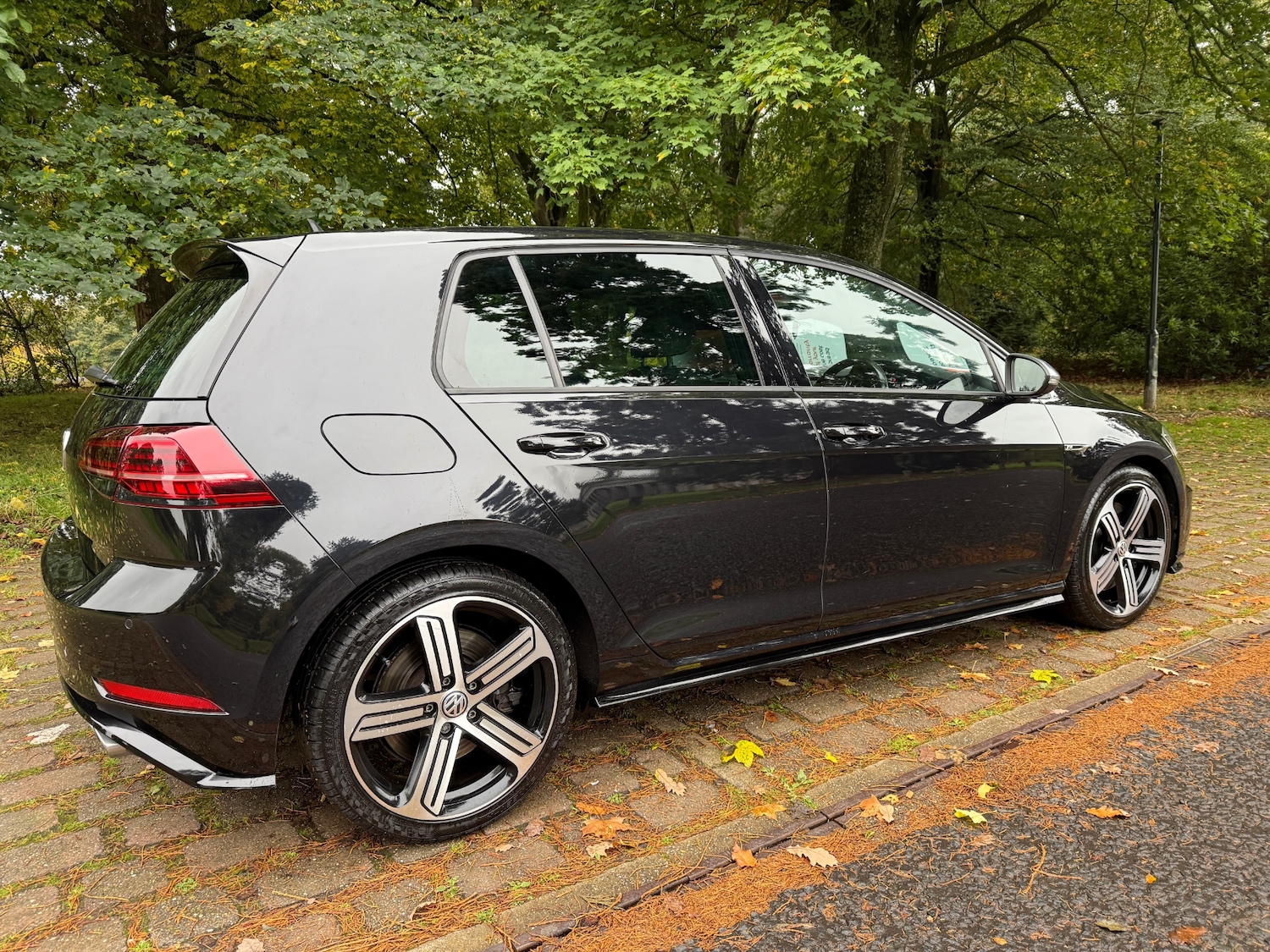 Used Volkswagen Golf 2020 for sale - 78172890: Photo 2