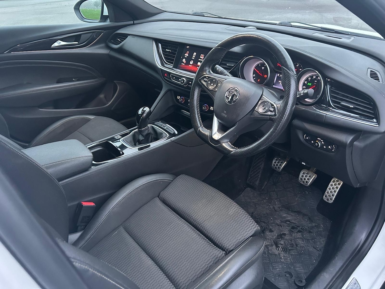 Used Vauxhall Insignia 2017 for sale - 76501631: Photo 5