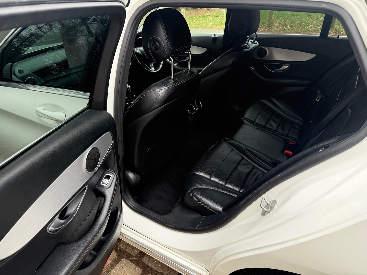 Used Mercedes-Benz C Class 2015 for sale - 77995385: Photo 14