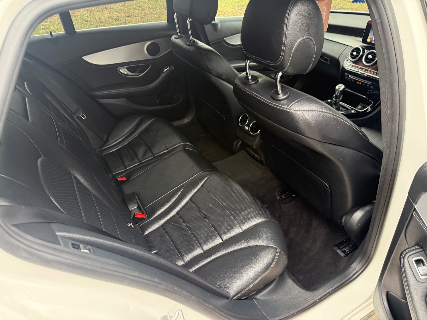 Used Mercedes-Benz C Class 2015 for sale - 77995385: Photo 17