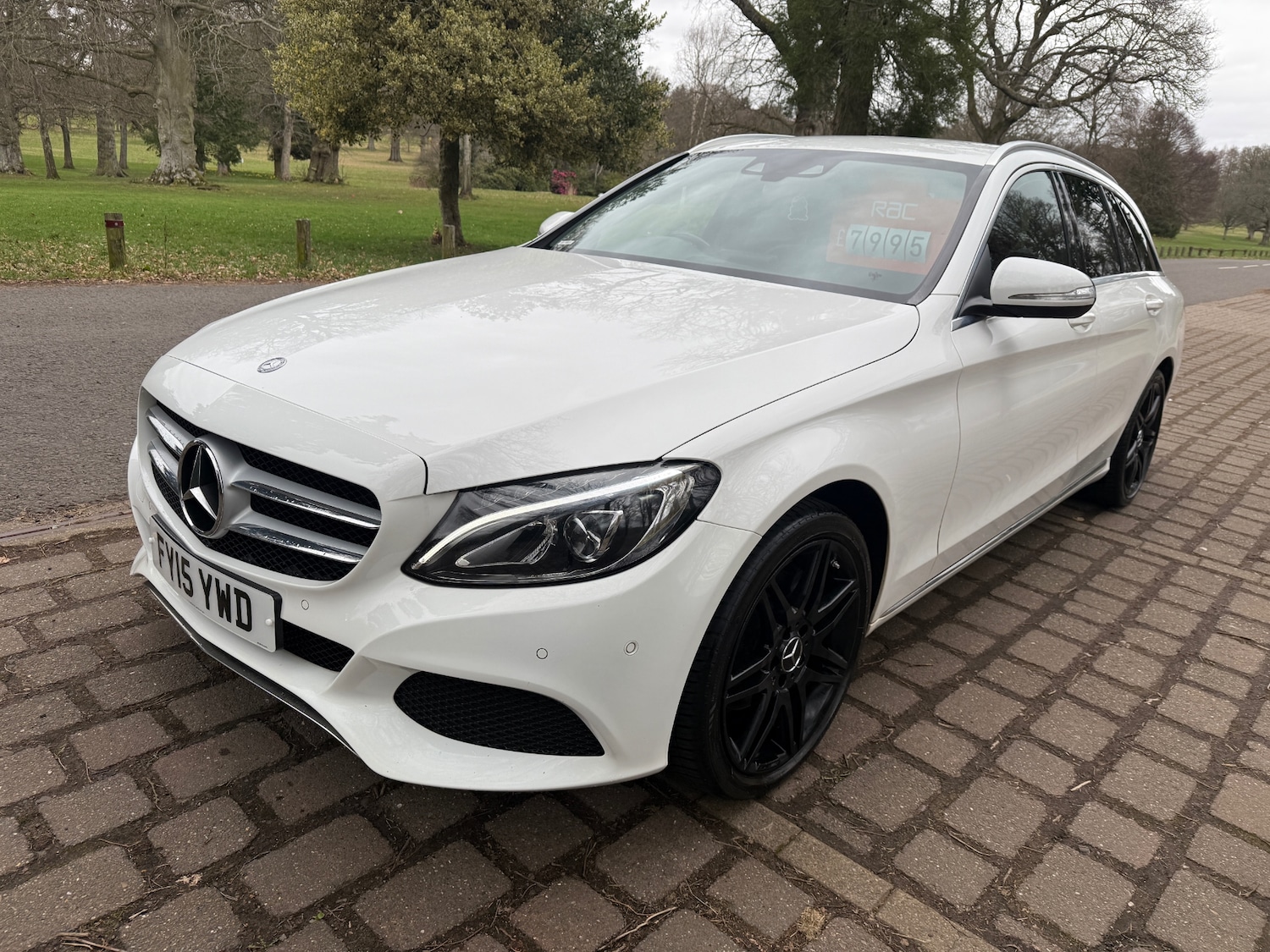 Used Mercedes-Benz C Class 2015 for sale - 77995385: Photo 8