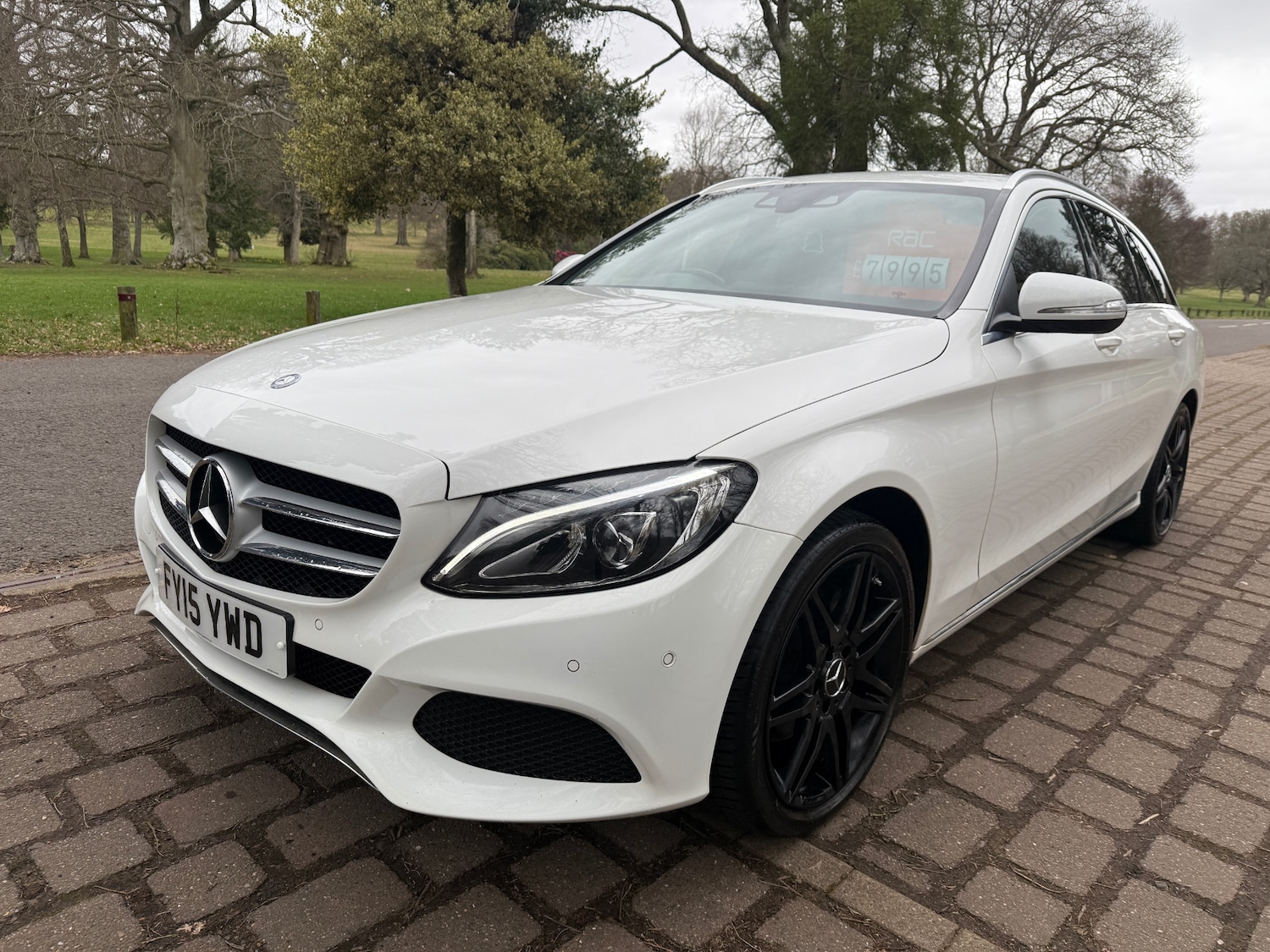 Used Mercedes-Benz C Class 2015 for sale - 77995385: Photo 9