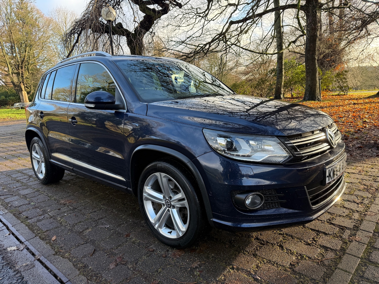 Used Volkswagen Tiguan 2015 for sale - 76859571: Photo 2