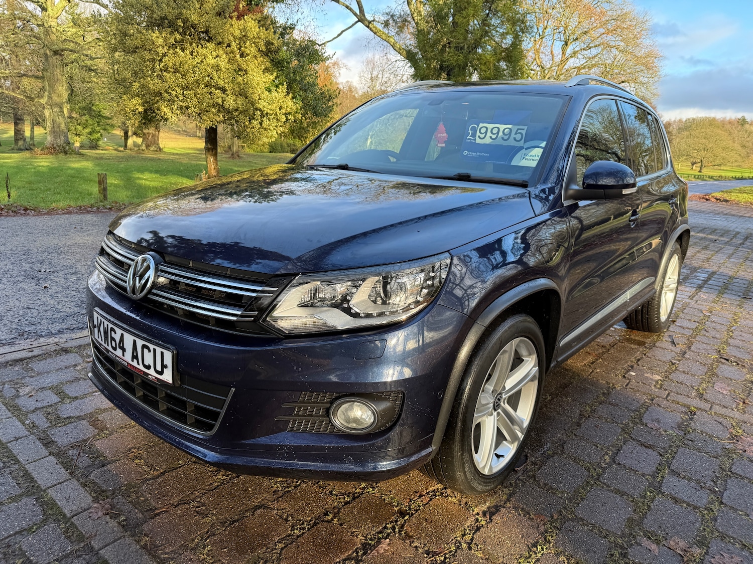 Used Volkswagen Tiguan 2015 for sale - 76859571: Photo 4