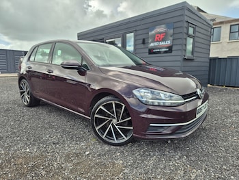 Used Volkswagen Golf 2017 for sale - 78867296: Photo
