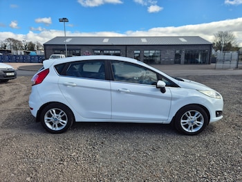 Used Ford Fiesta 2015 for sale - 79510149: Photo