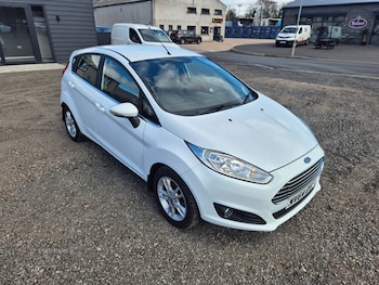 Used Ford Fiesta 2015 for sale - 79510149: Photo