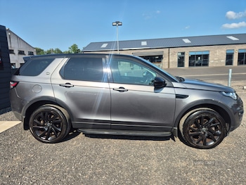 Used Land Rover Discovery Sport 2015 for sale - 79256581: Photo