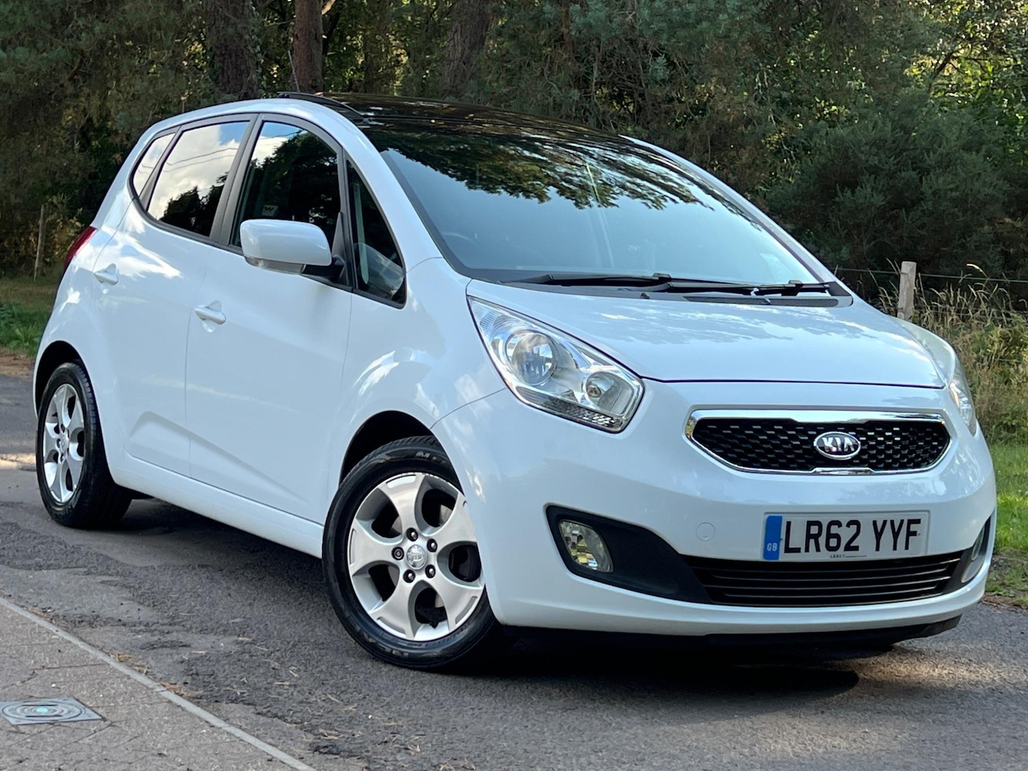 Used Kia Venga 2012 for sale - 76953920: Photo 15