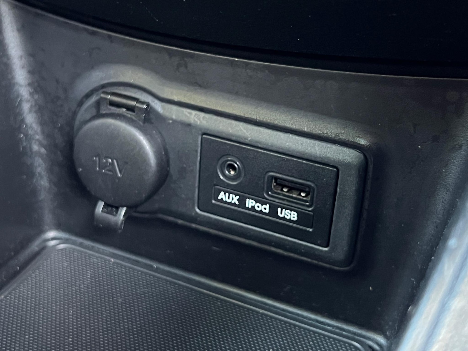 Used Kia Venga 2012 for sale - 76953920: Photo 26