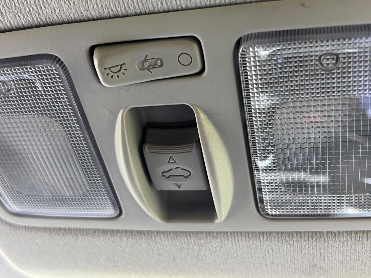 Used Kia Venga 2012 for sale - 76953920: Photo 33