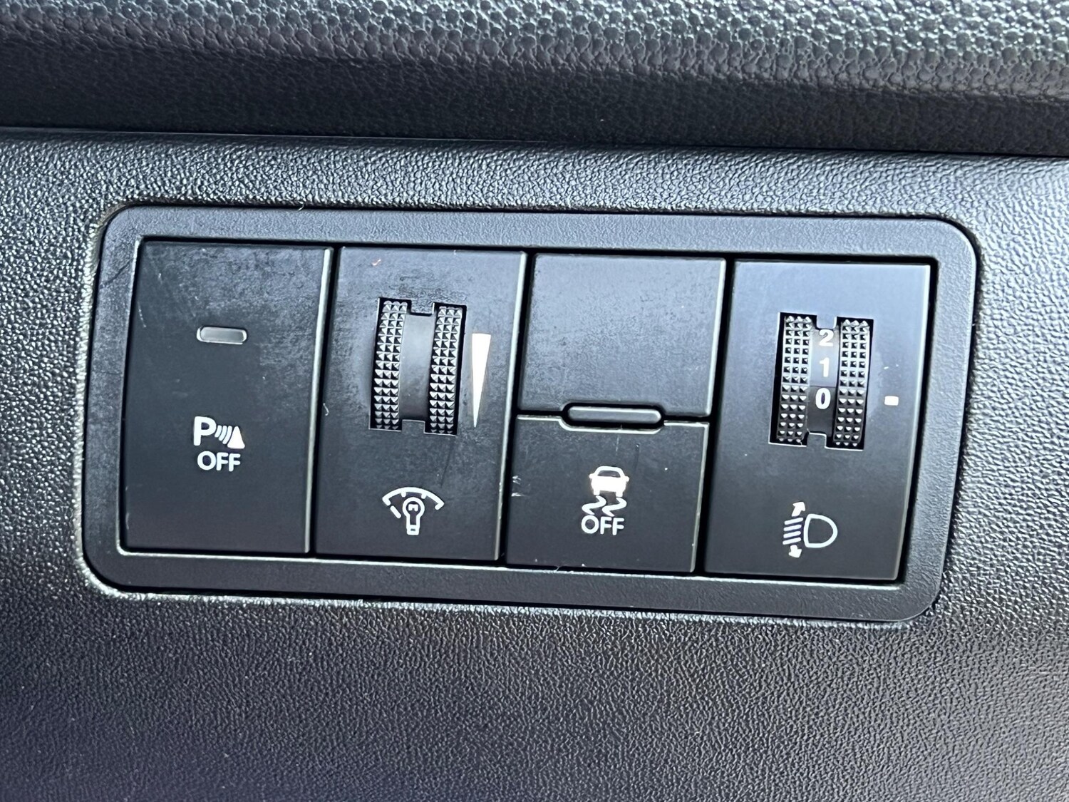 Used Kia Venga 2012 for sale - 76953920: Photo 34