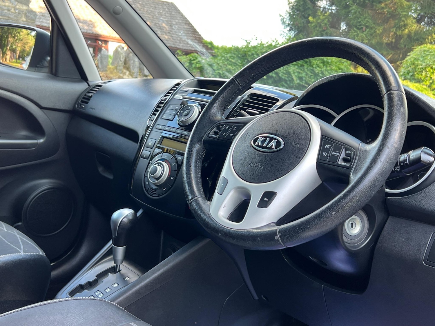 Used Kia Venga 2012 for sale - 76953920: Photo 37