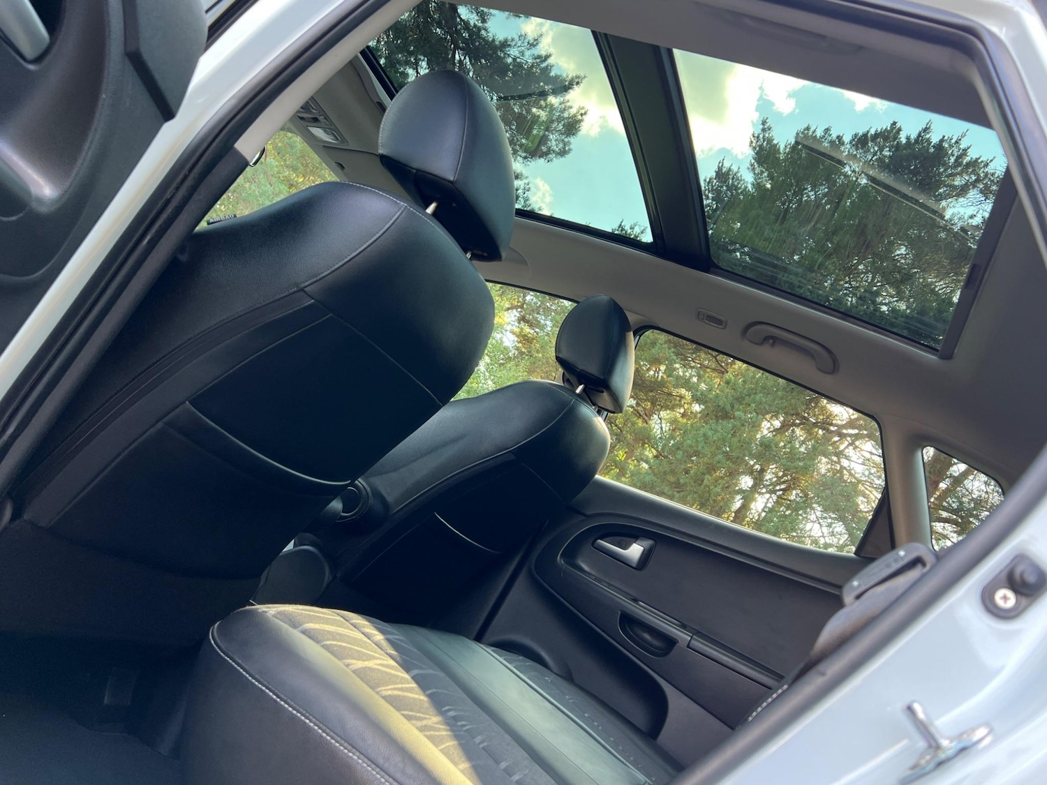 Used Kia Venga 2012 for sale - 76953920: Photo 39