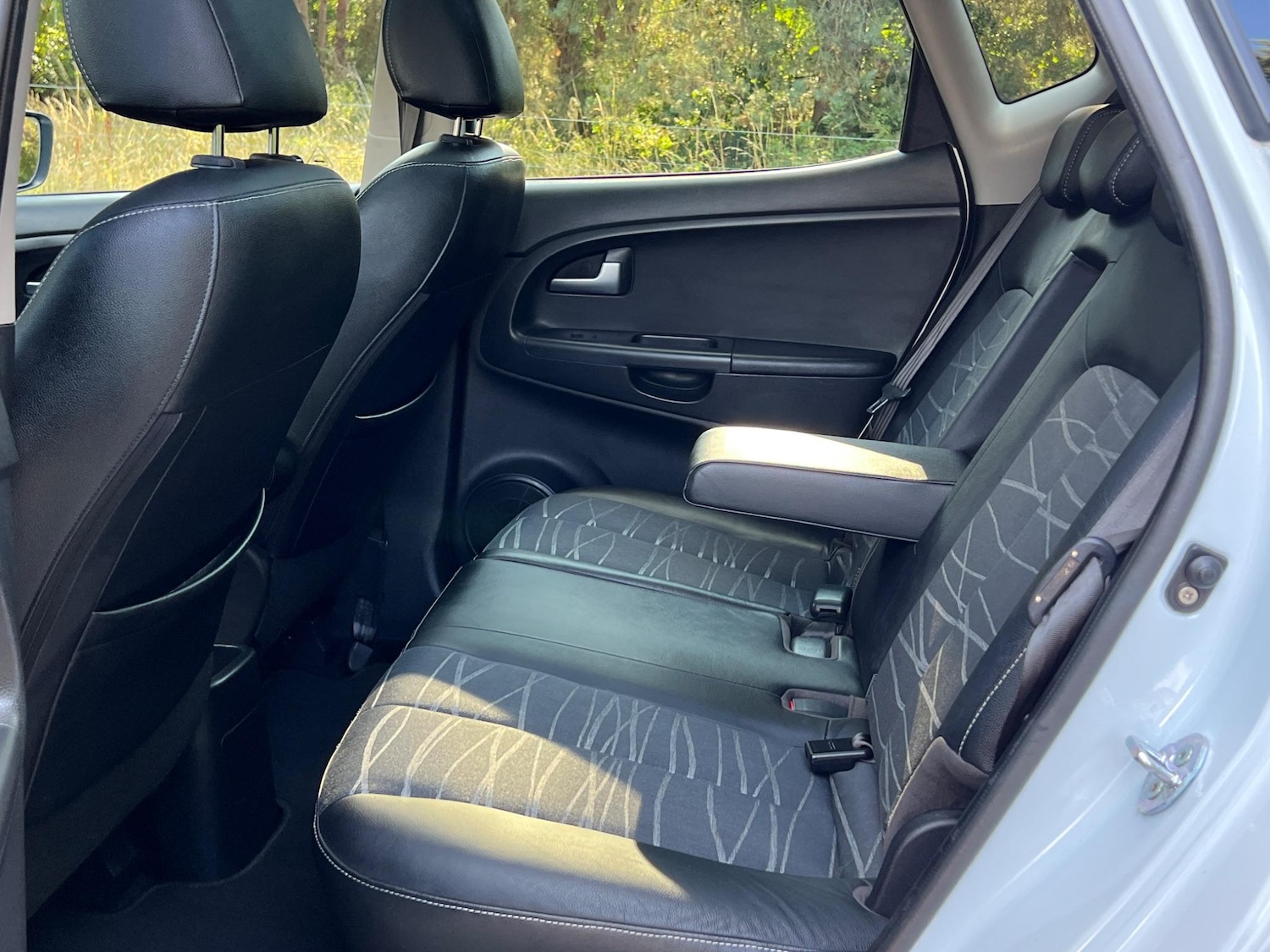 Used Kia Venga 2012 for sale - 76953920: Photo 45