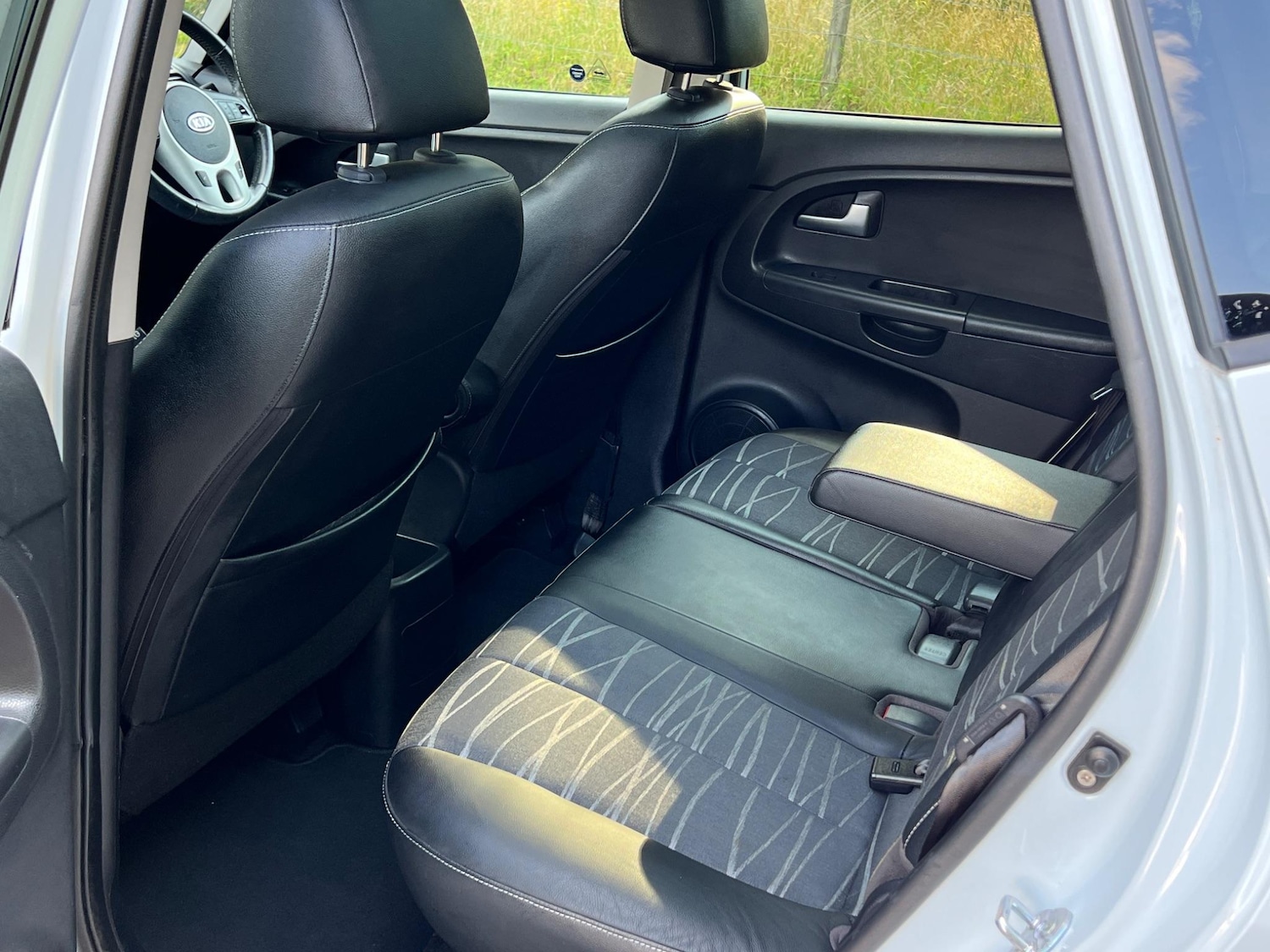 Used Kia Venga 2012 for sale - 76953920: Photo 46