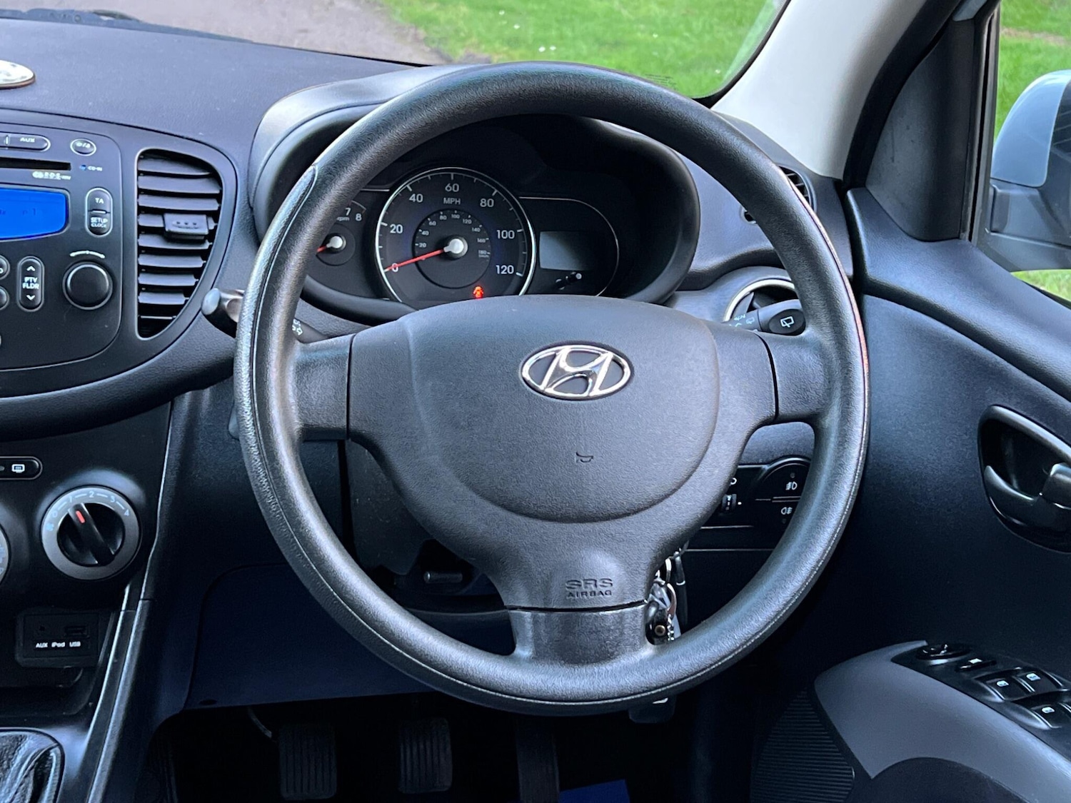 Used Hyundai i10 2014 for sale - 77768678: Photo 28