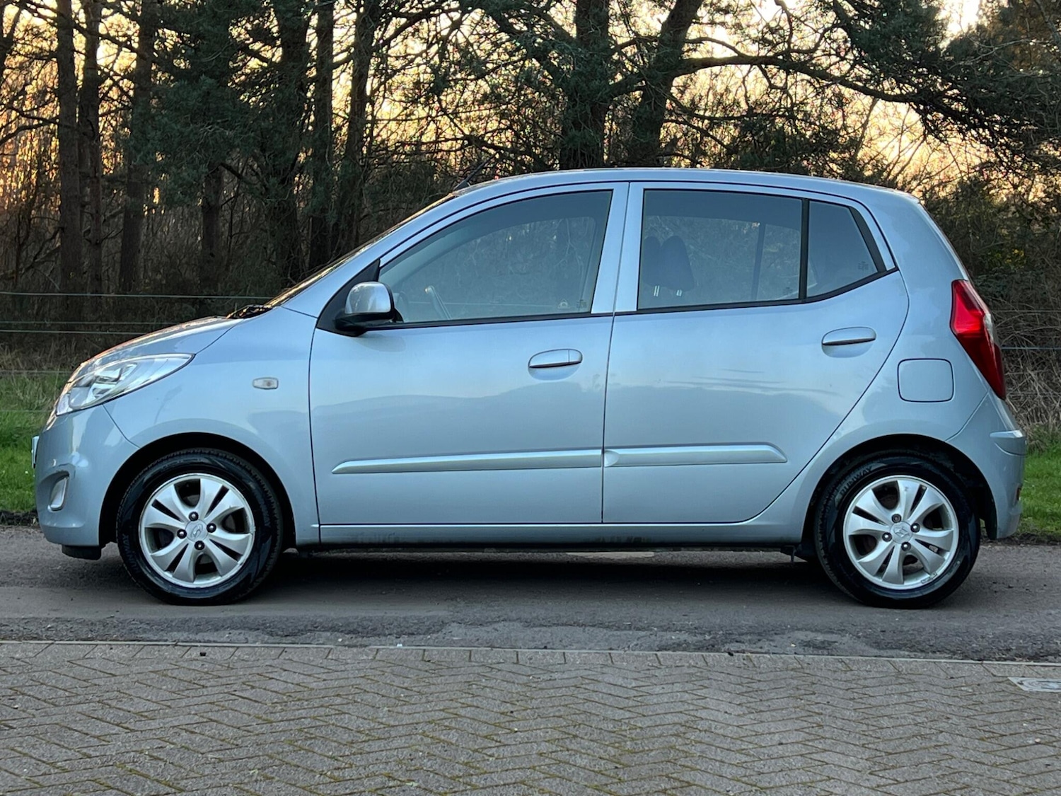 Used Hyundai i10 2014 for sale - 77768678: Photo 38