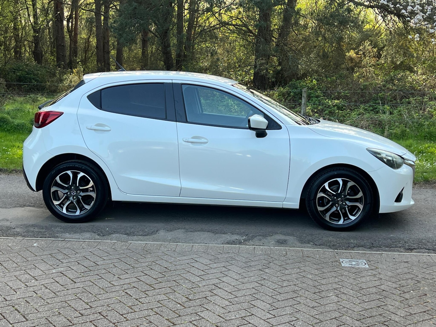 Used Mazda Mazda2 2015 for sale - 78204817: Photo 19