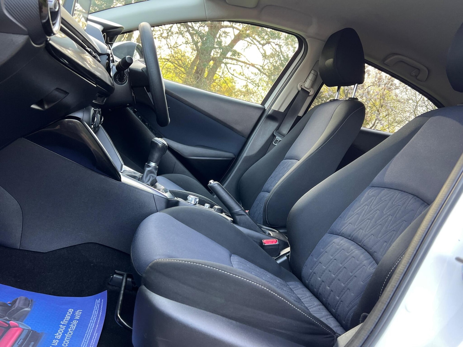 Used Mazda Mazda2 2015 for sale - 78204817: Photo 52