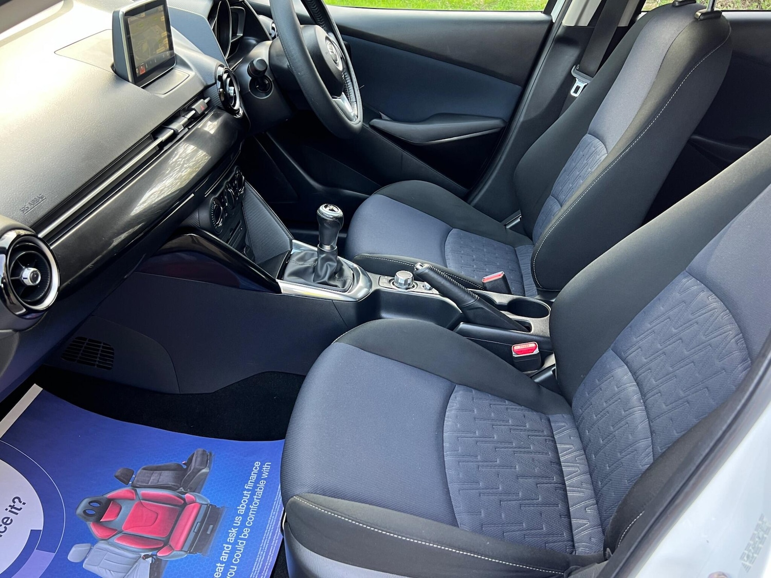 Used Mazda Mazda2 2015 for sale - 78204817: Photo 54