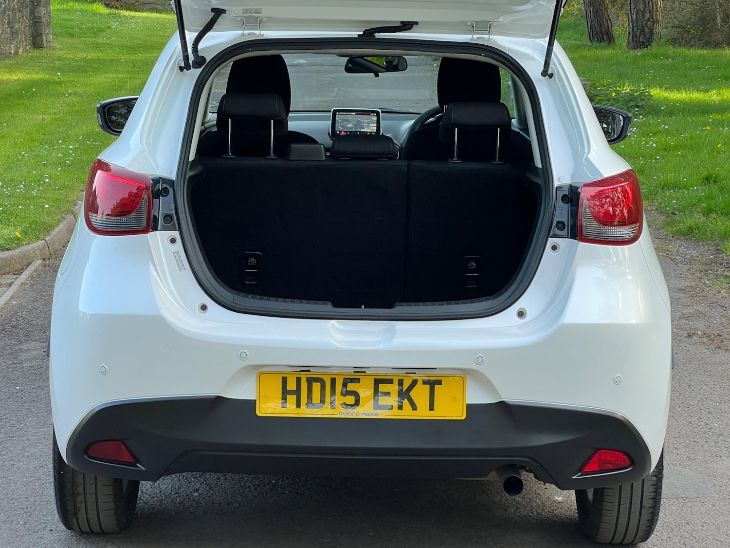 Used Mazda Mazda2 2015 for sale - 78204817: Photo 59