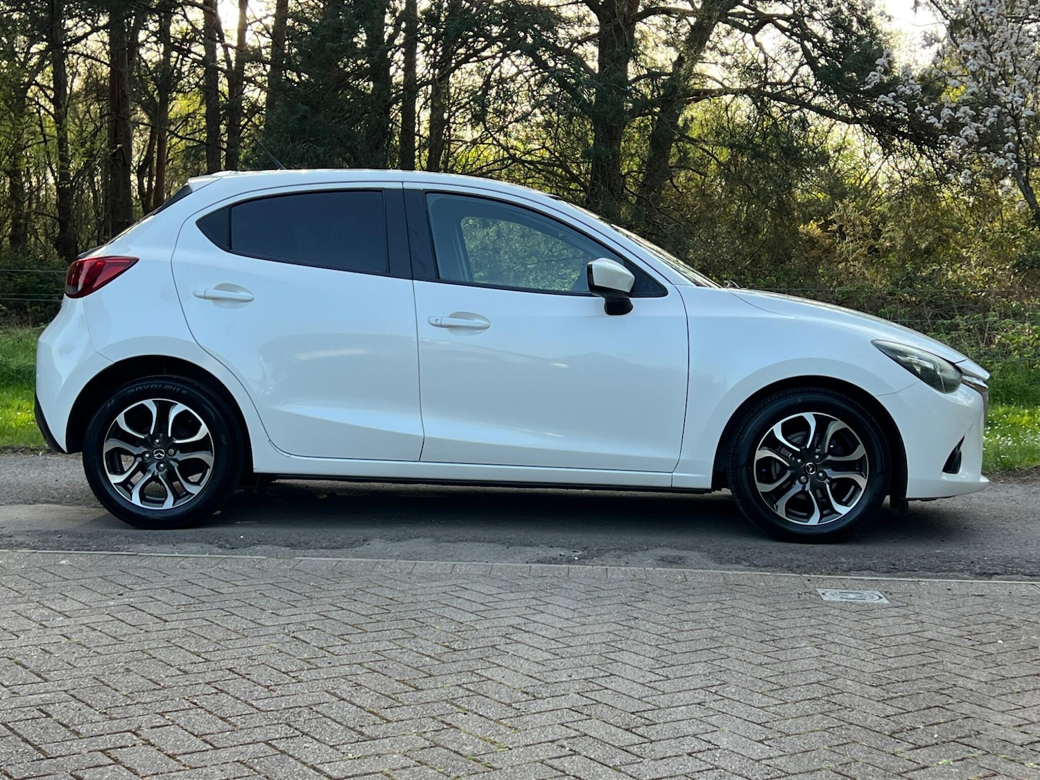 Used Mazda Mazda2 2015 for sale - 78204817: Photo 6