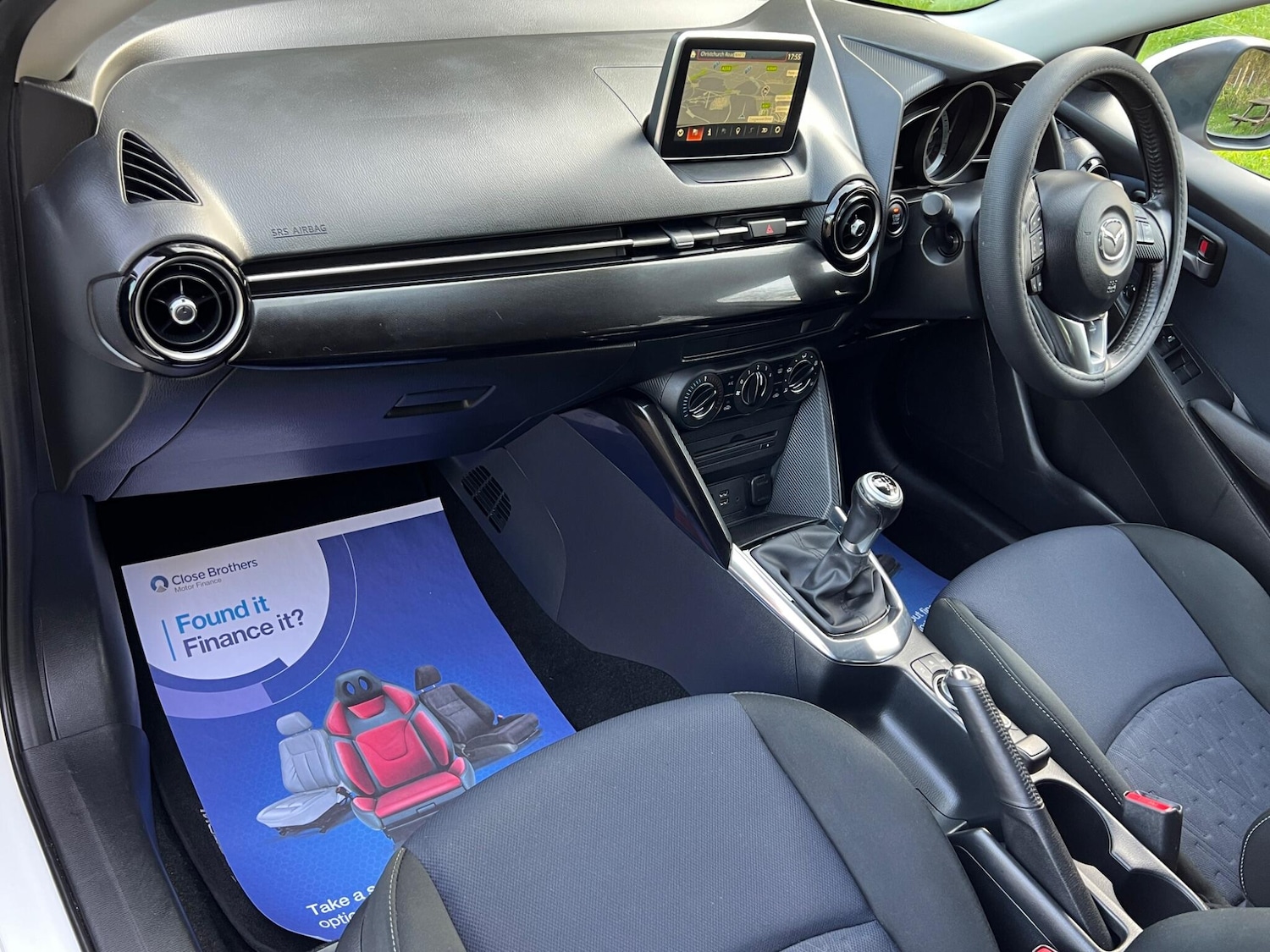 Used Mazda Mazda2 2015 for sale - 78204817: Photo 7