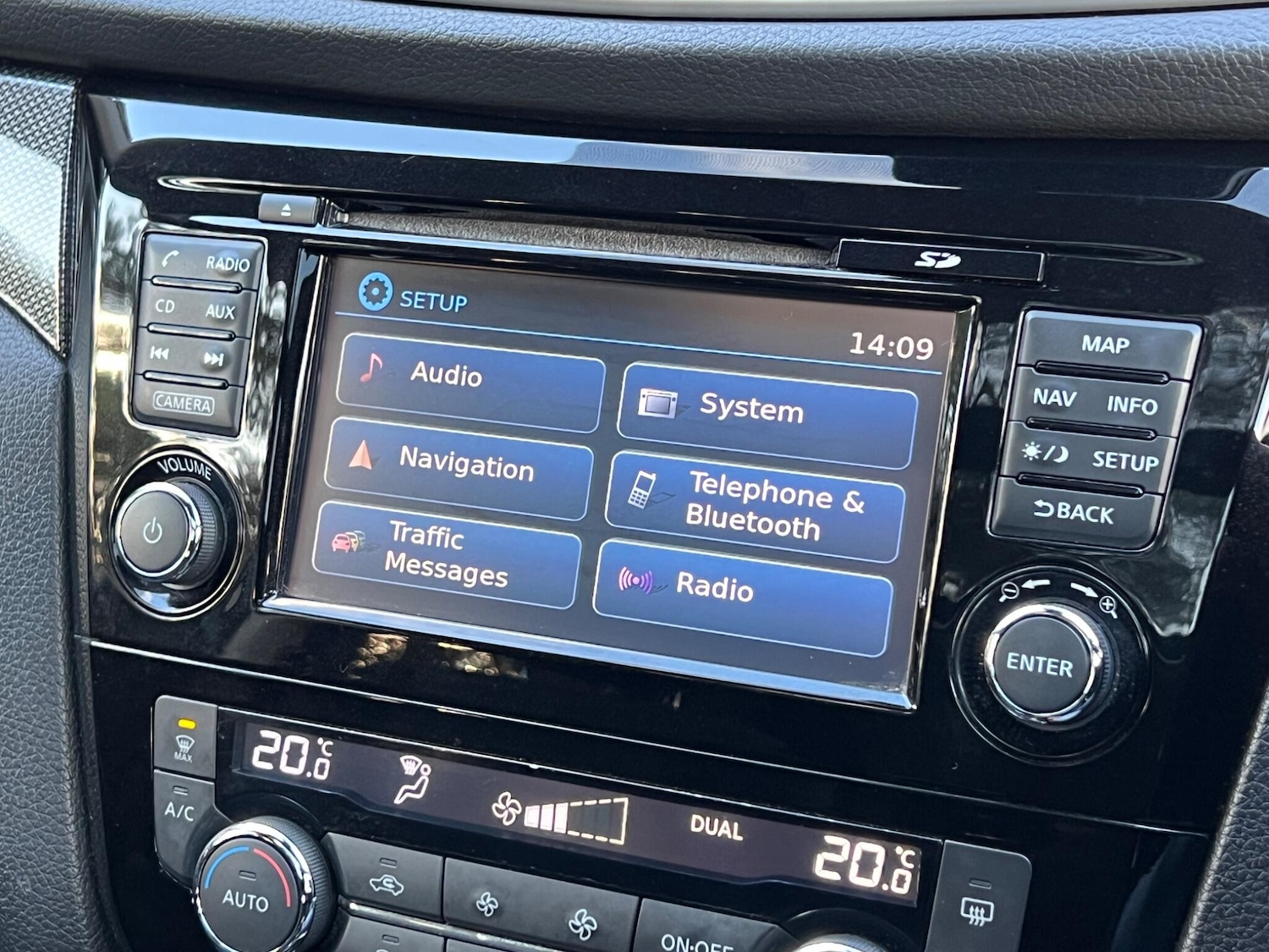 Used Nissan X-Trail 2016 for sale - 76953942: Photo 25