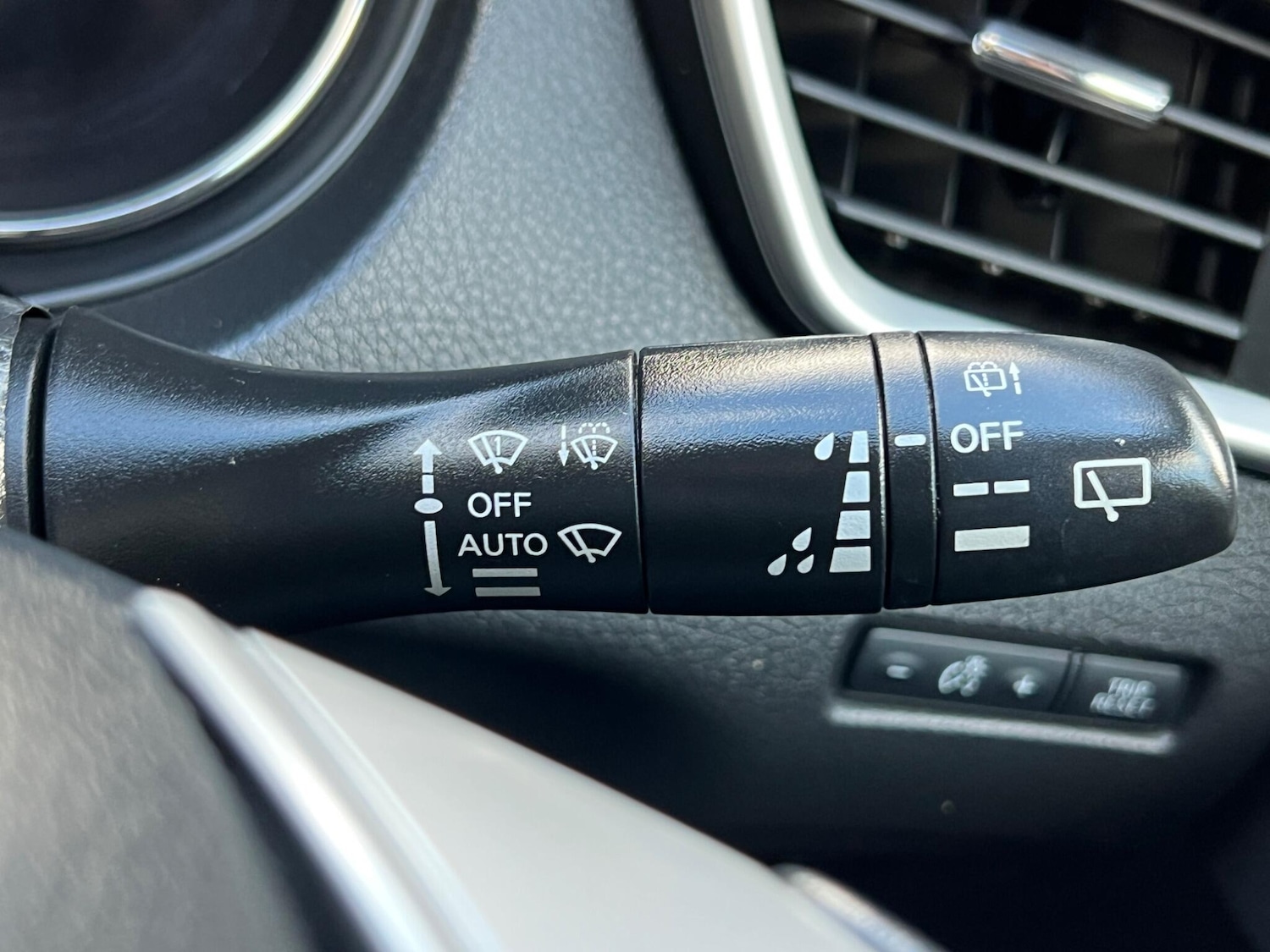 Used Nissan X-Trail 2016 for sale - 76953942: Photo 34