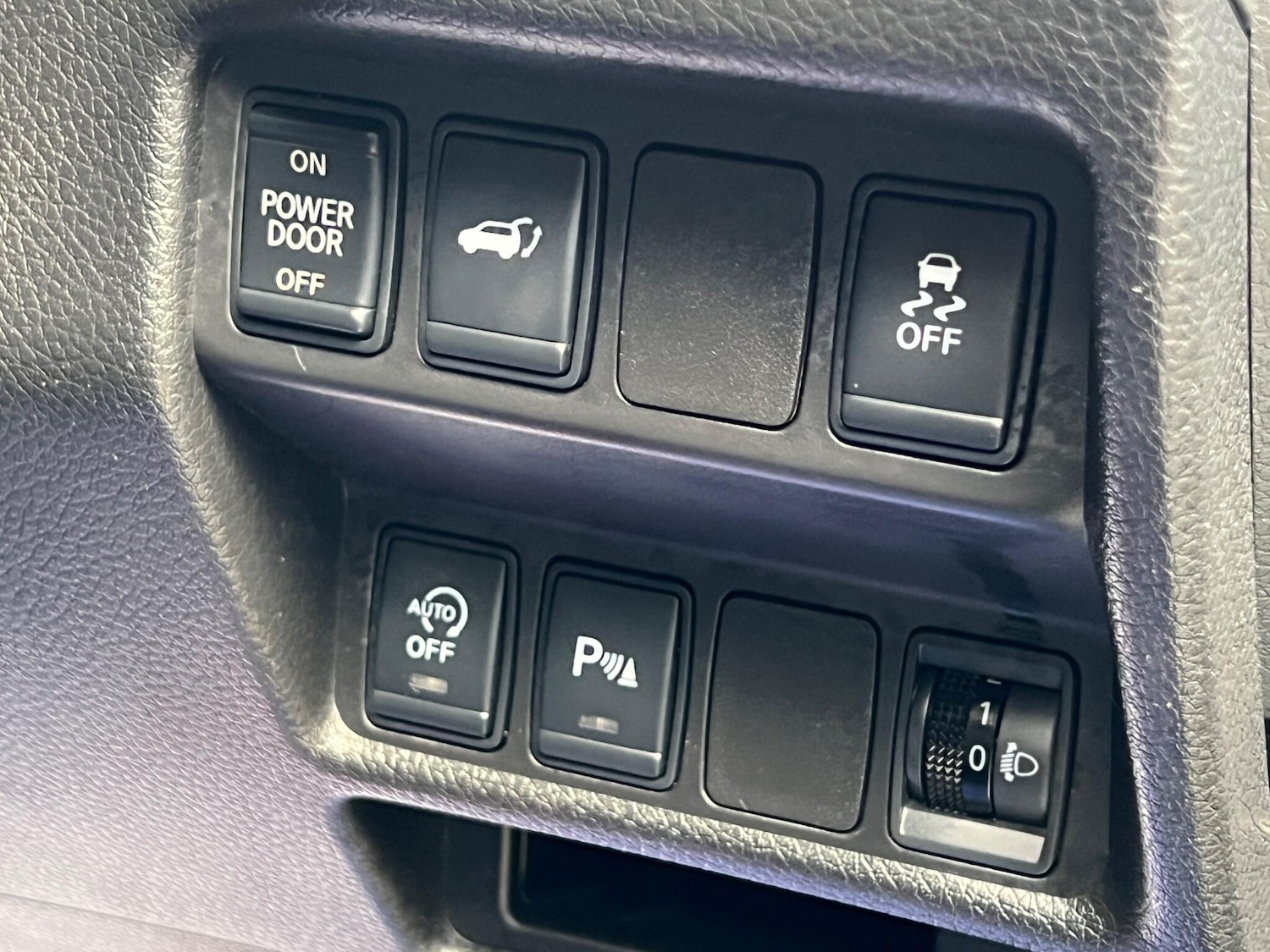 Used Nissan X-Trail 2016 for sale - 76953942: Photo 39