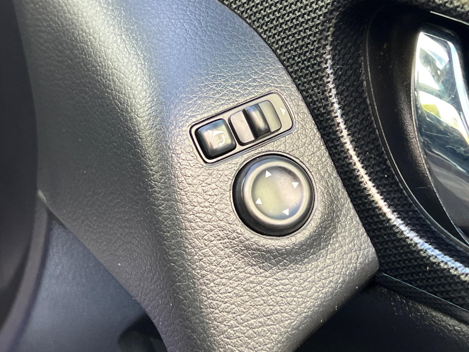 Used Nissan X-Trail 2016 for sale - 76953942: Photo 40