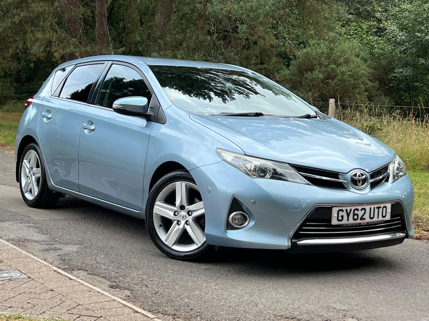 Used Toyota Auris 2013 for sale - 76952855: Photo 14