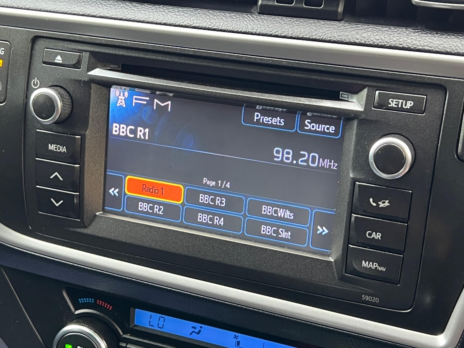 Used Toyota Auris 2013 for sale - 76952855: Photo 24