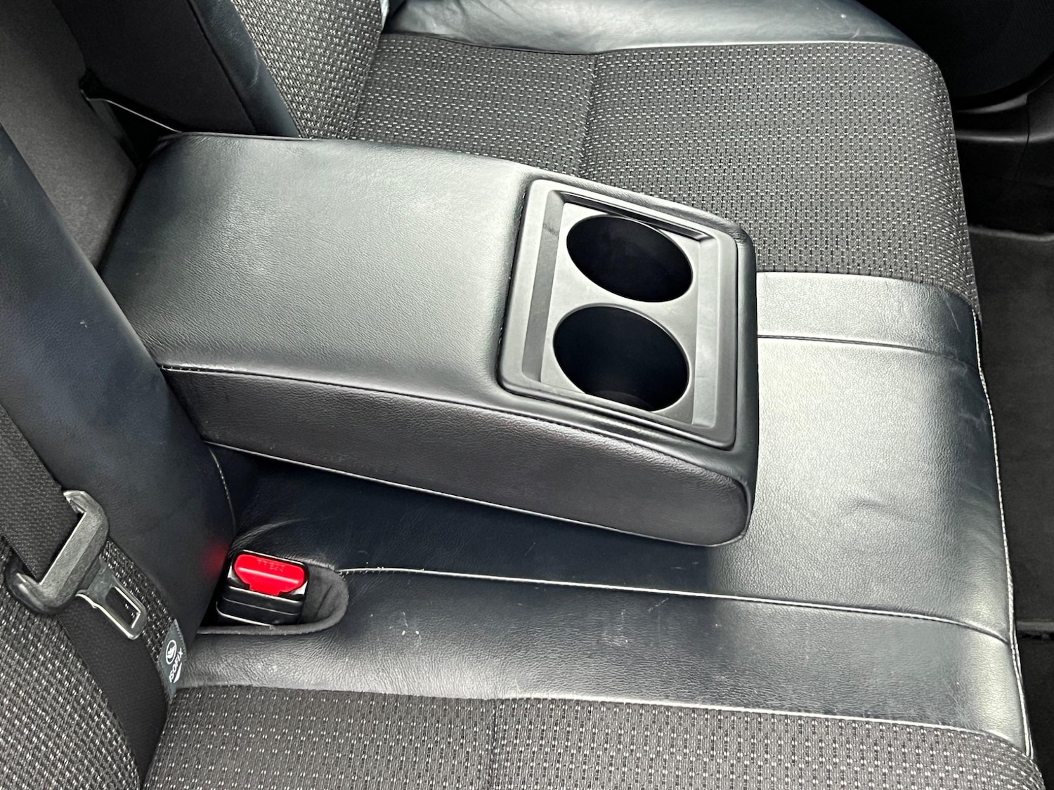 Used Toyota Auris 2013 for sale - 76952855: Photo 30