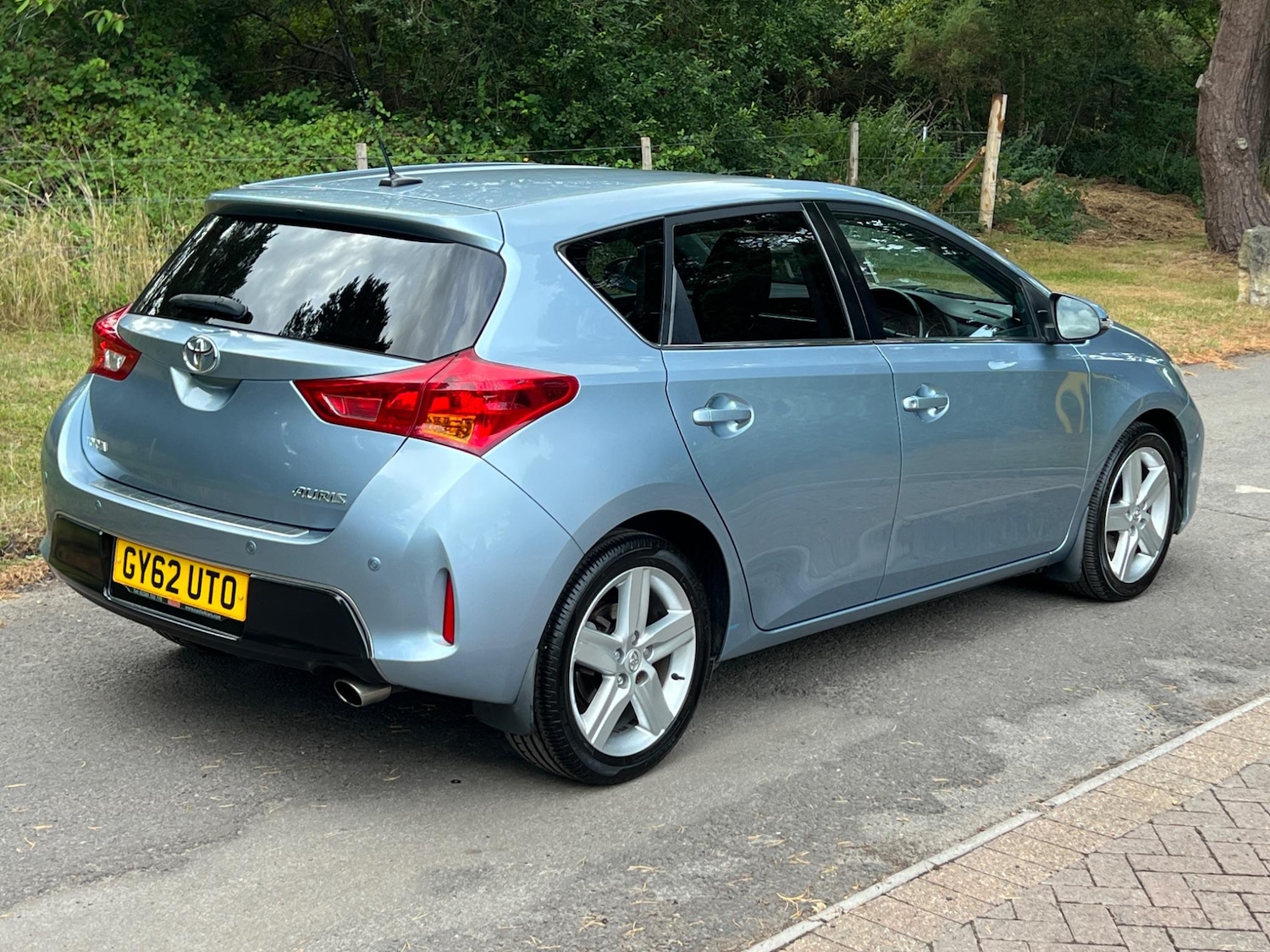 Used Toyota Auris 2013 for sale - 76952855: Photo 5