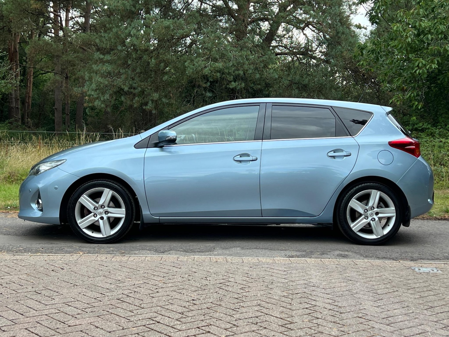 Used Toyota Auris 2013 for sale - 76952855: Photo 54